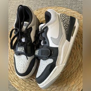 Nike Jordan Kid’s Size 3.5